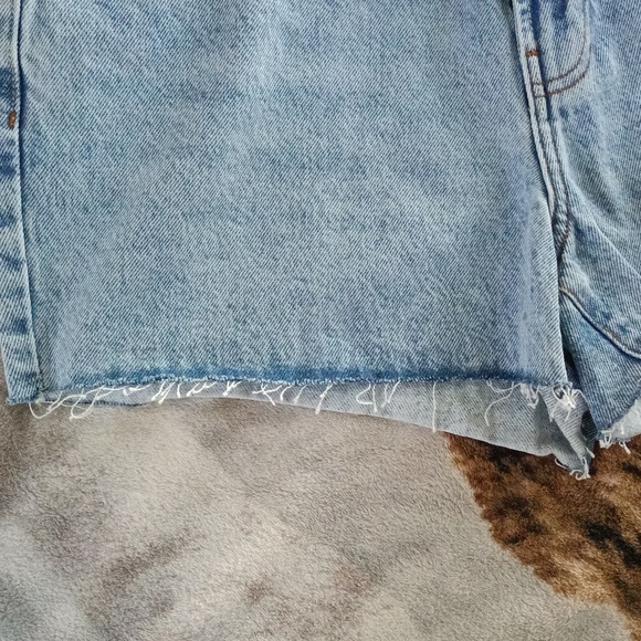 Zara Mid Rise Jean Shorts - Picture 4 of 13